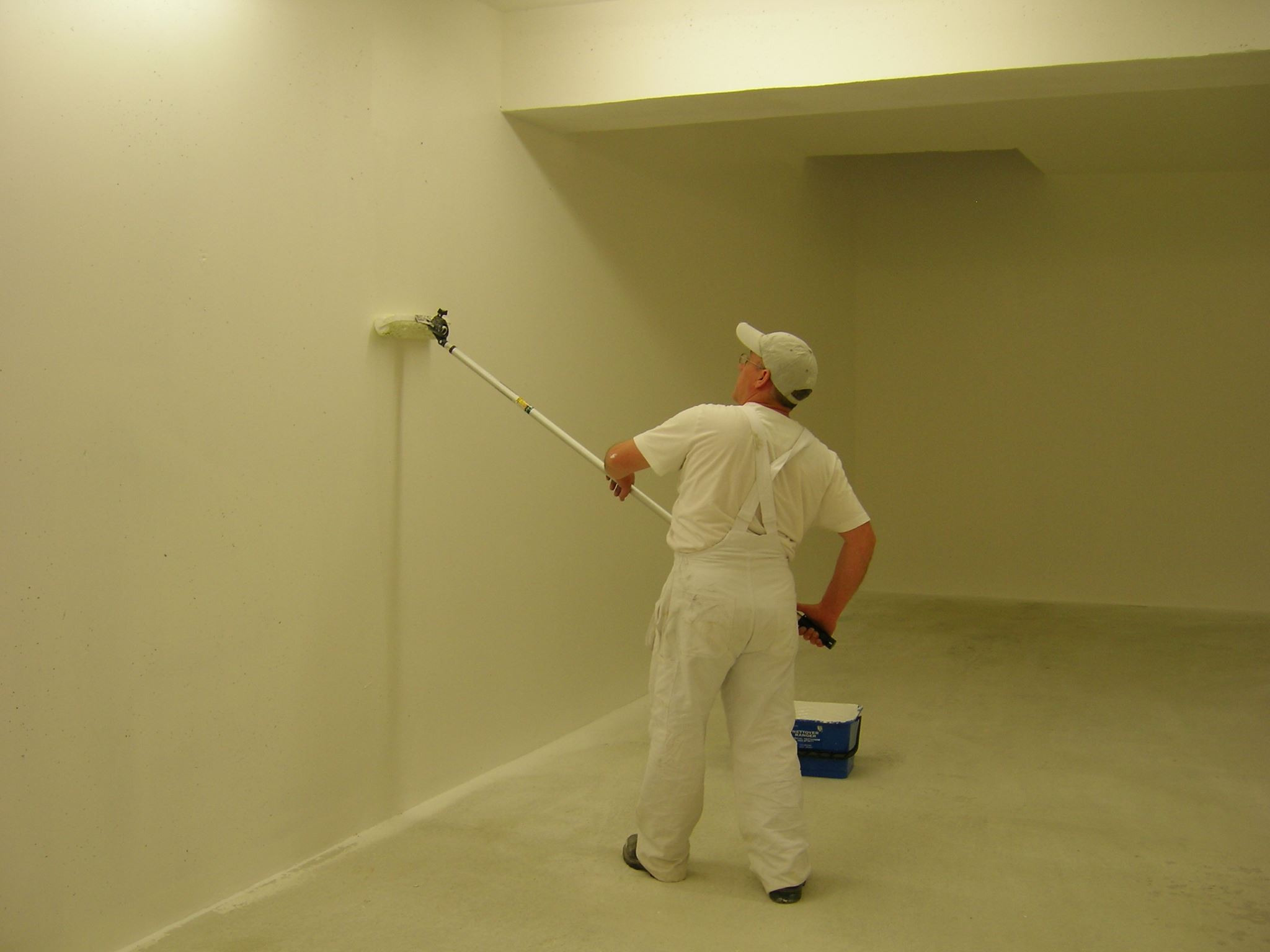 Painter and Decorators Rugby - Internal Spraying